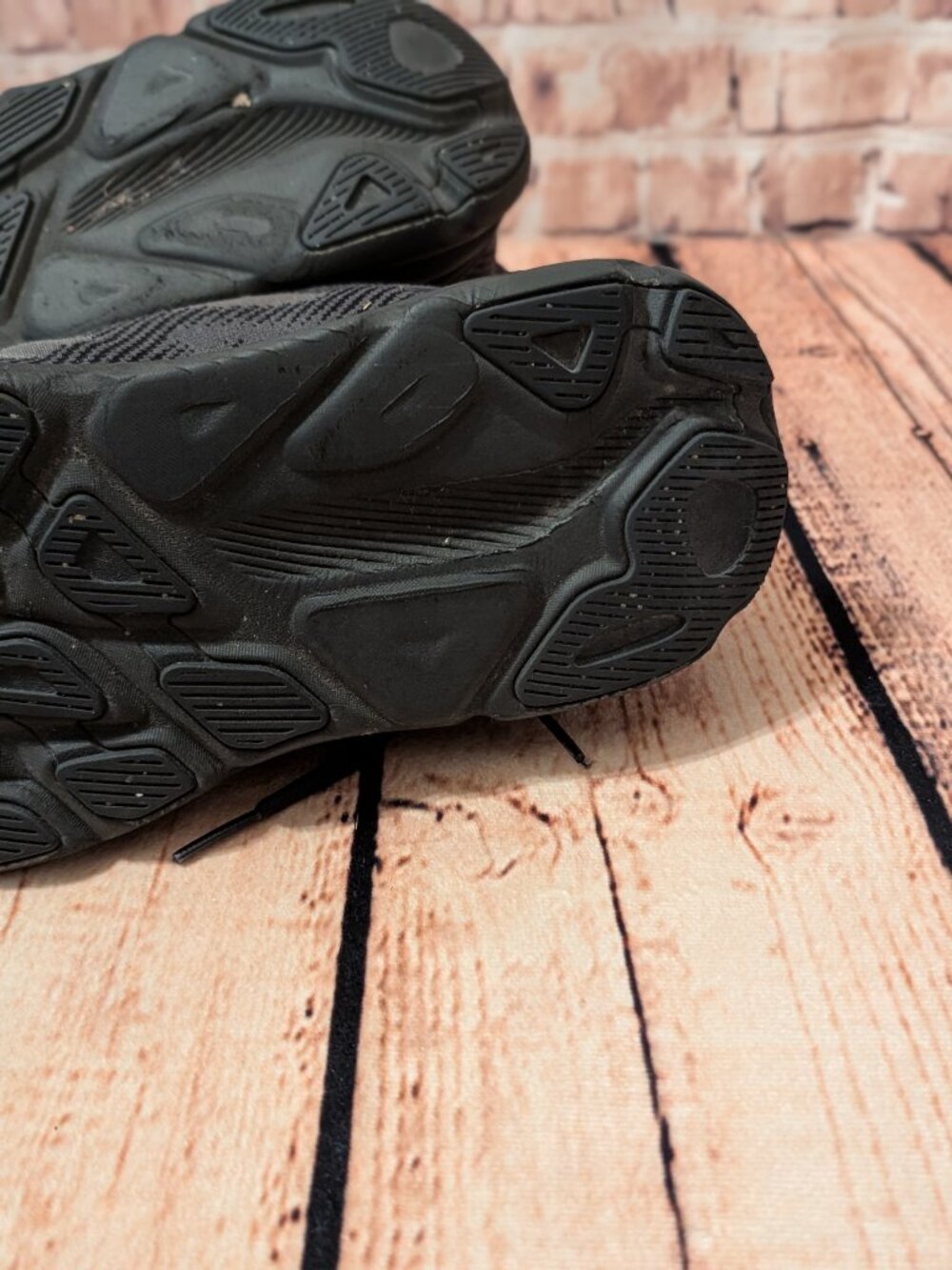 Hoka One One Clifton 9 Black Athletic Running Shoes Size 8.5 - Picture 14 of 14